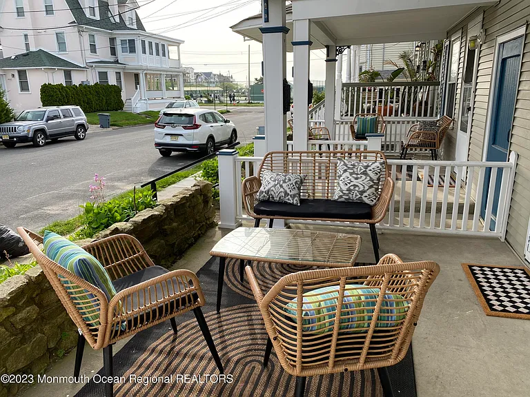 50 1/2 Cookman Ave — Photo 3