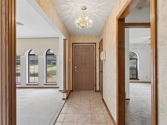 5th image of 5821 NW 90th St