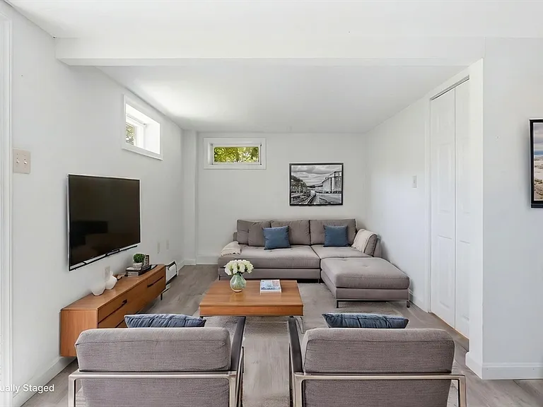 10 Fir Rd — Photo 13