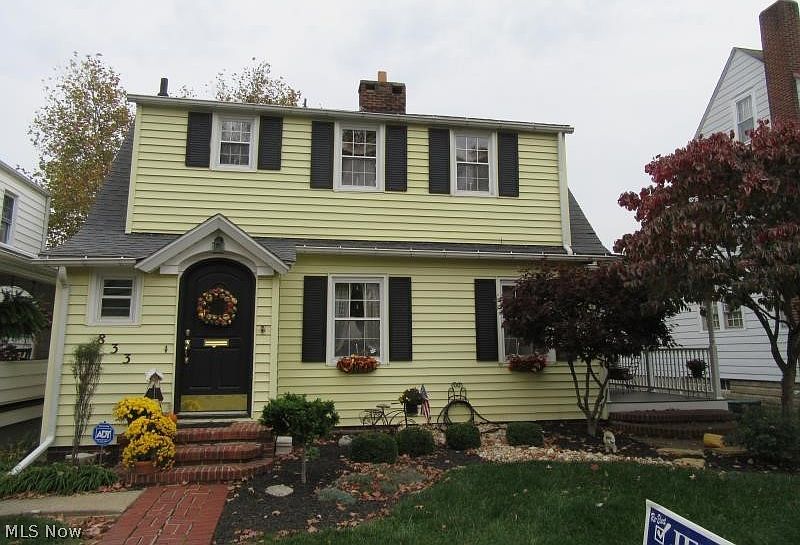 1st image of 833 Saint Louis Ave