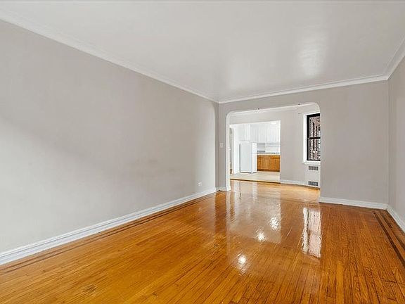 3rd image of 40-66 Ithaca St #5J