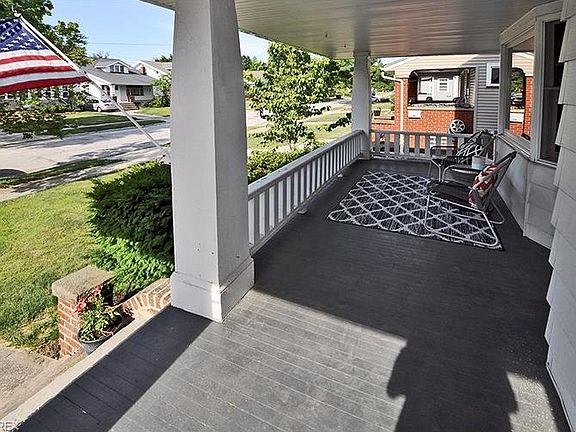2nd image of 17309 Dartmouth Ave