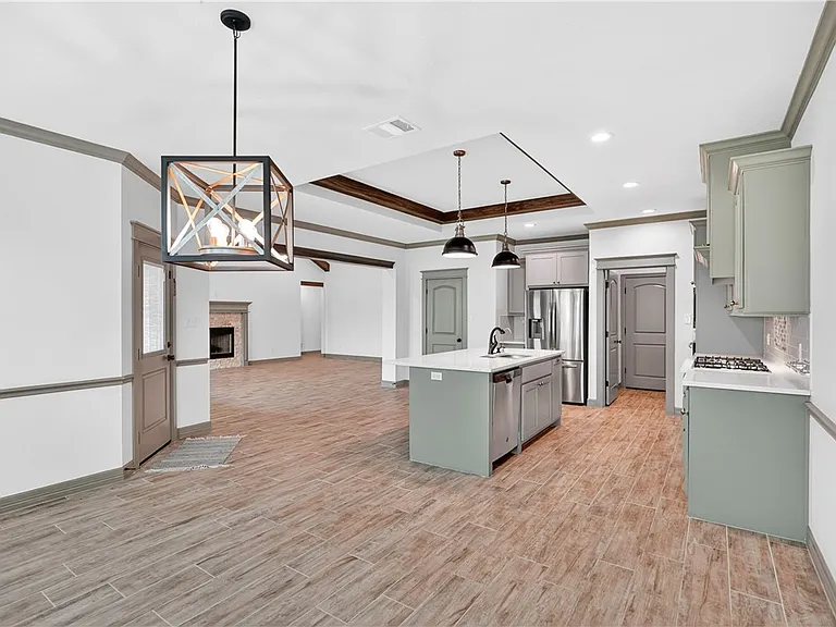 4008 High Creek Ct — Photo 8