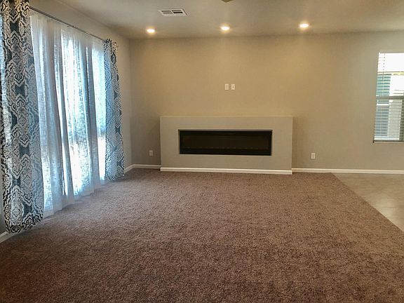 Family room with fire place, 2nd floor