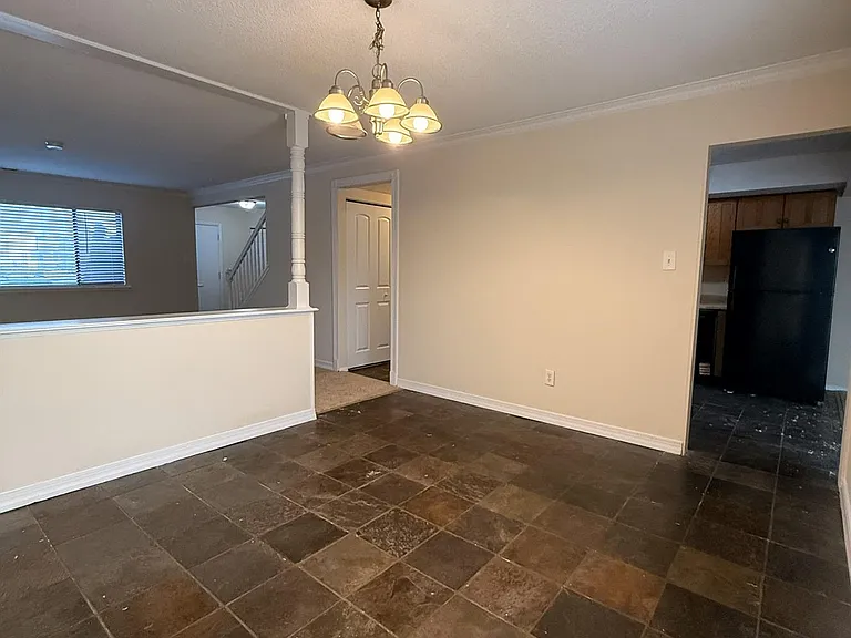 504 Heritage Dr — Photo 8
