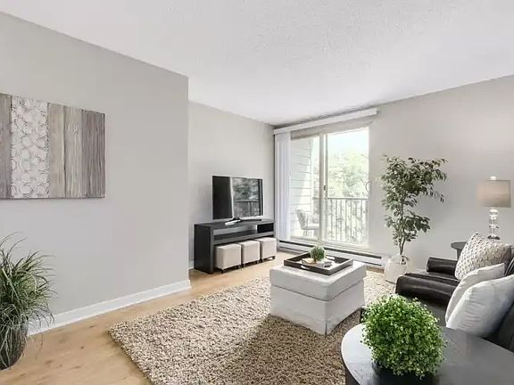 2nd image of 1121 Howie Ave #309