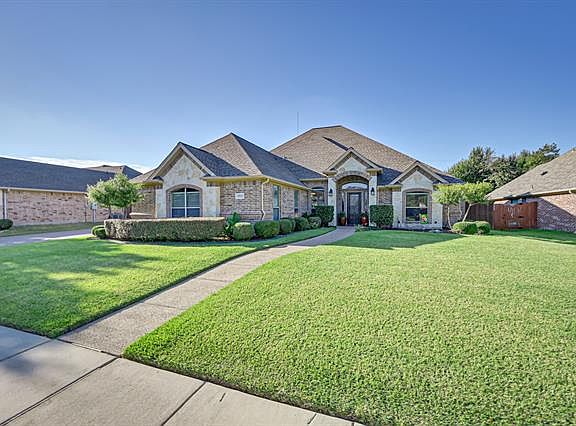 3rd image of 3908 Blake Ashton Dr