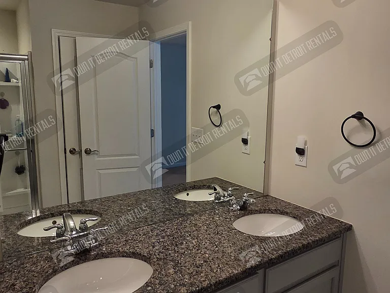 8151 Quincy Dr — Photo 34
