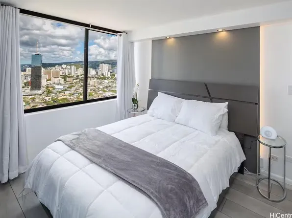 444 Niu St APT 3201, Honolulu, HI 96815