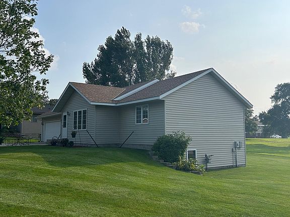 2nd image of 308 Quince St SW