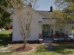 180 Chatham St, Newport, NC 28570
