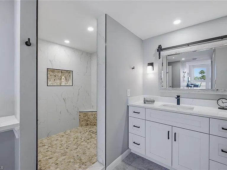 4031 Gulf Shore Blvd N #3B — Photo 13