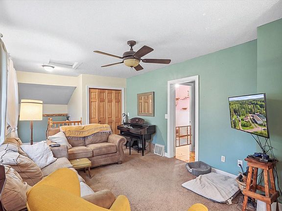 4th image of 406 Gunn St