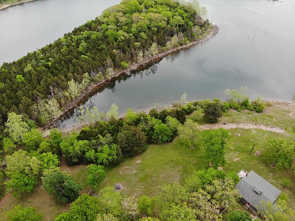 3rd image of 21416 Farm Road 2260
