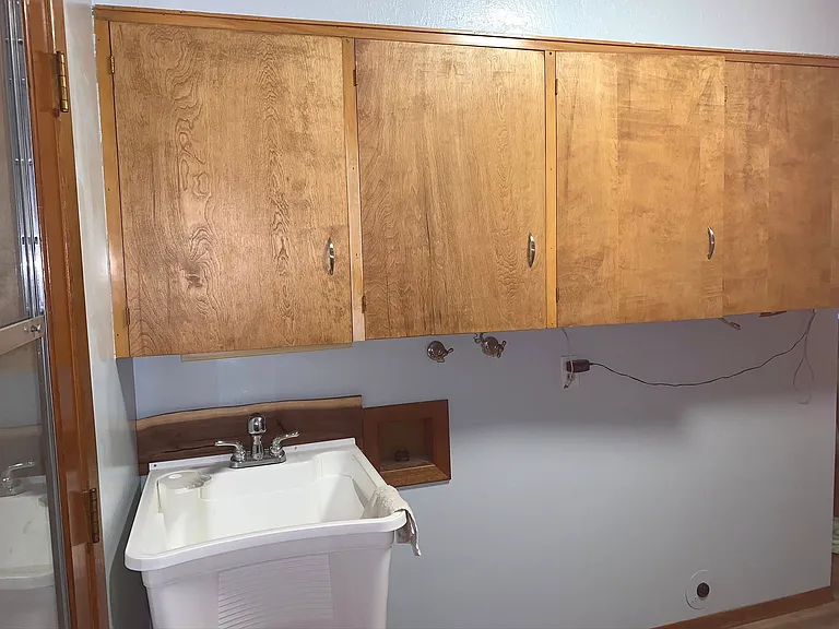 155 Judson St S — Photo 4