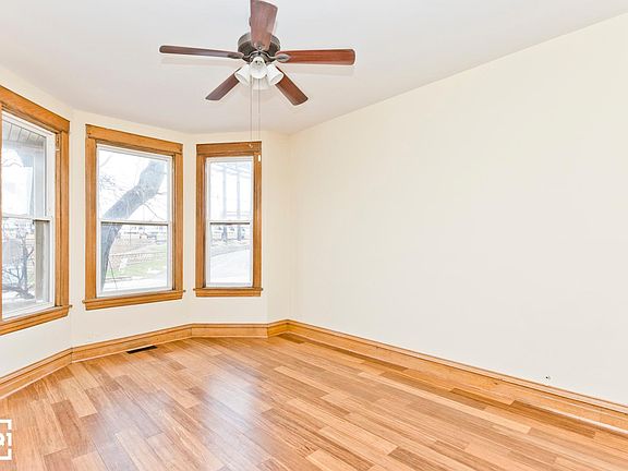 4th image of 3237 N Kedzie Ave #1