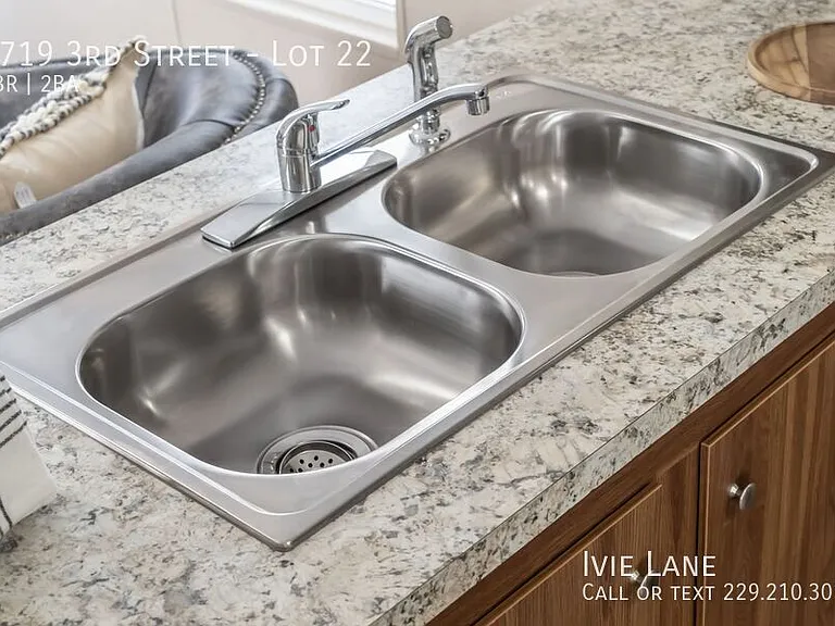 2719 3rd St #22 — Photo 29
