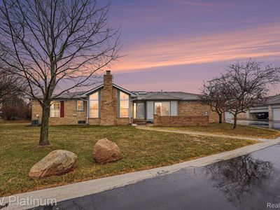 48459 Hudson Bay Ct, Shelby Township, MI, 48315