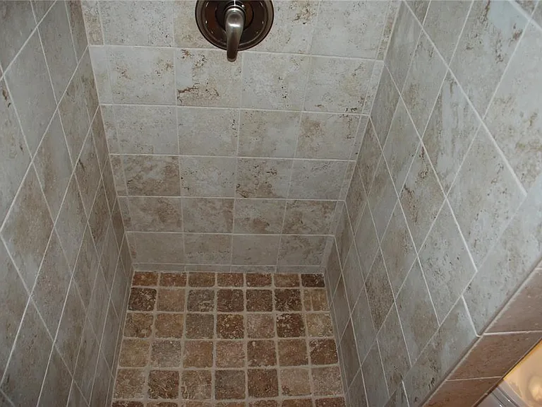 1624 Springdale Dr — Photo 15