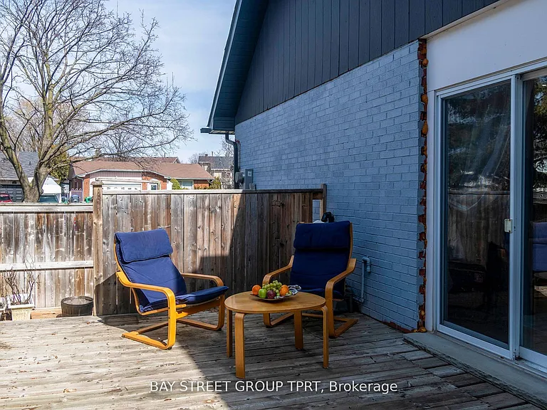 6 Blackthorn Ln — Photo 22