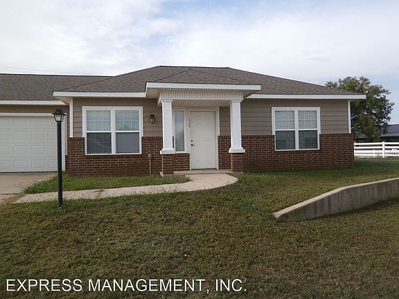 2nd image of 115 Riveroaks Dr
