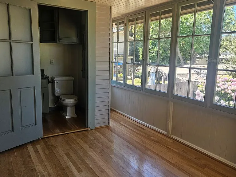 145 Myrtle St — Photo 10
