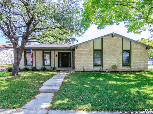 13702 Pebble Walk, San Antonio, TX 78217