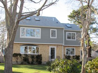381 Edgewater Dr E, East Falmouth, MA 02536