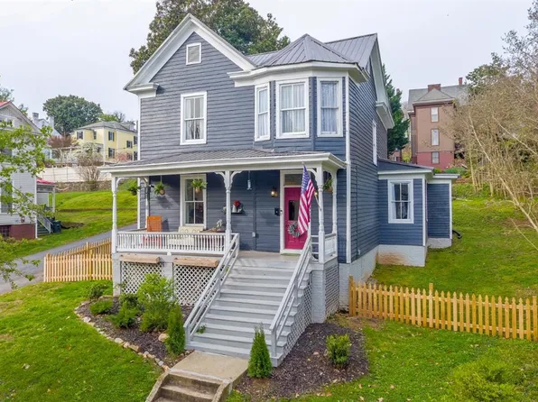923 Harrison St, Lynchburg, VA 24504