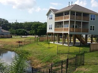 2705 N Meyer Ave, Seabrook, TX 77586