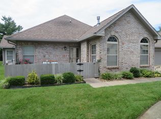 8017 River Park Way, Evansville, IN
