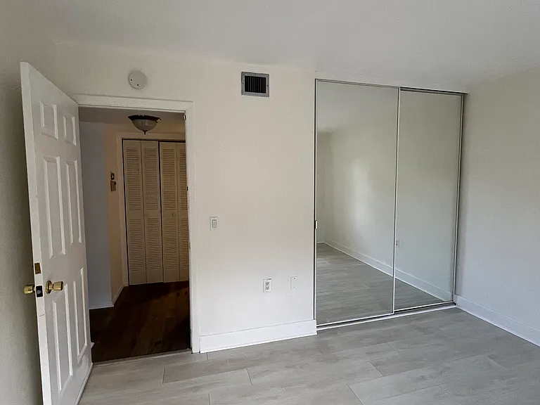 3640 Whitehall Dr — Photo 34