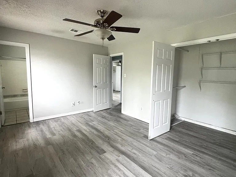 608 Kimberly Dr — Photo 15