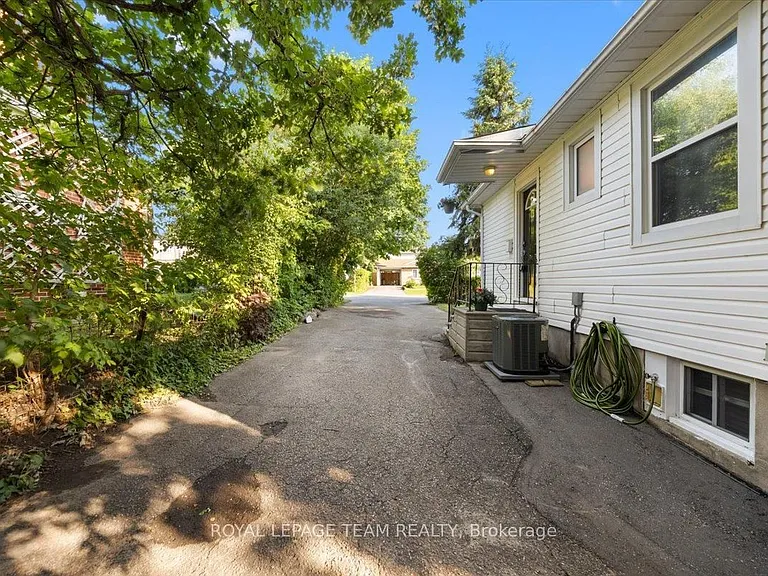 331 Beechgrove Ave — Photo 6