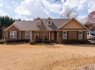115 Forest Cove Ln, Greer, SC 29651