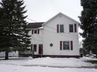 402 York St, Beaver Dam, WI 53916
