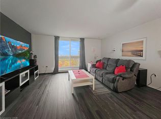 350 Quigley Rd #723, Hamilton, ON L8K5N2