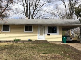 135 Monteith Cir, Saint Louis, MO 63137