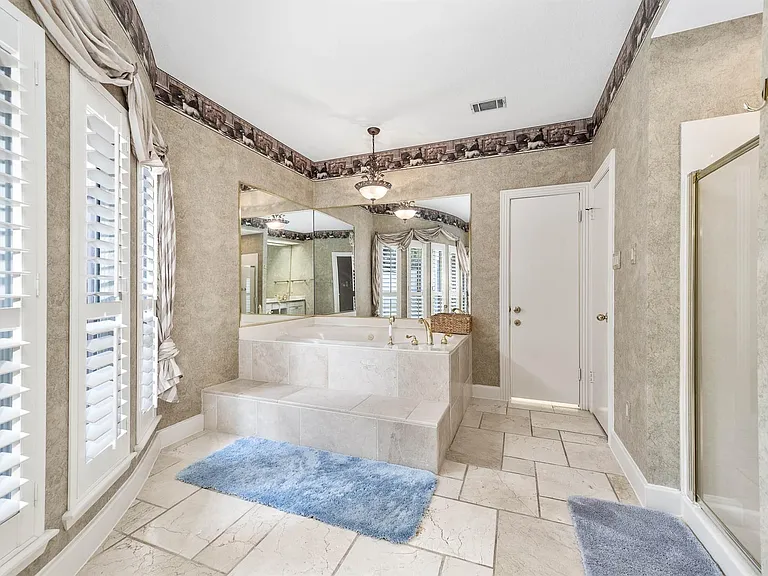 3702 Belle Grove Ln — Photo 28
