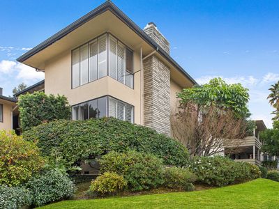 945 S Orange Grove Blvd APT D, Pasadena, CA, 91105