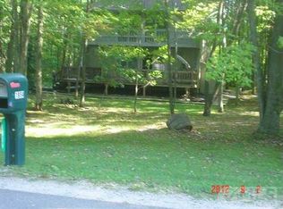1955 N Salisbury Dr, Gladwin, MI