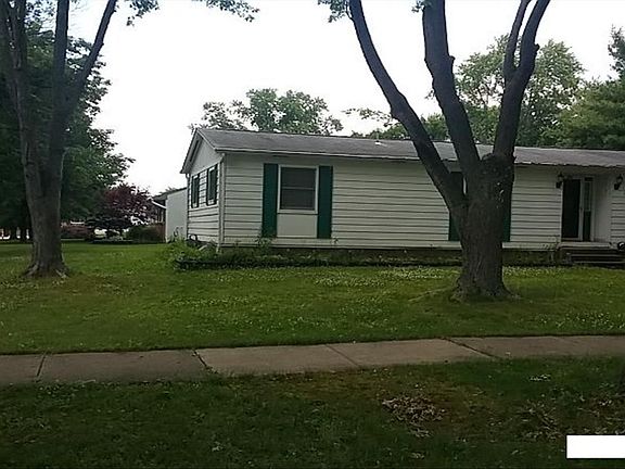 2nd image of 682 Rebecca Ave