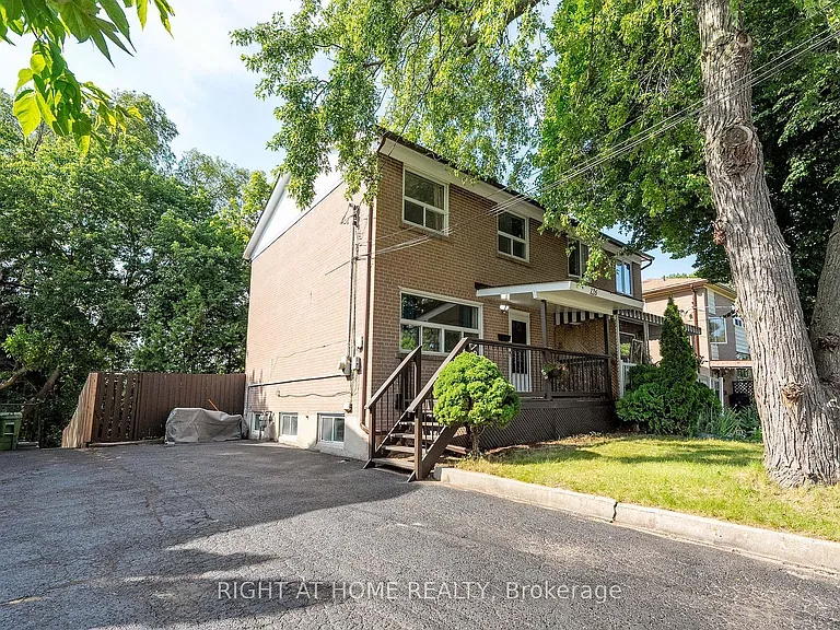 126 Celeste Dr #MAIN — Photo 4