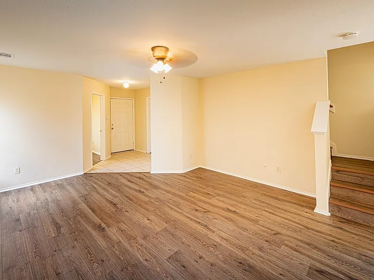 3603 Avalon Castle Dr — Photo 13