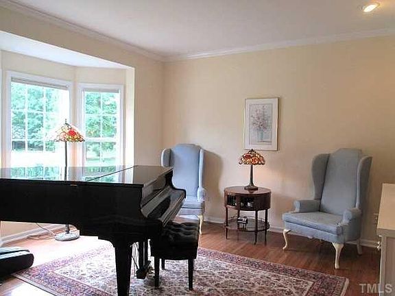 4th image of 2106 Baycourt Trl