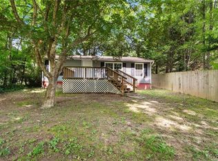 44 Pine Rd, Louisa, VA 23093