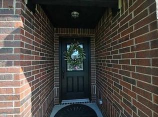 4 Henrietta Ln, Bella Vista, AR 72715