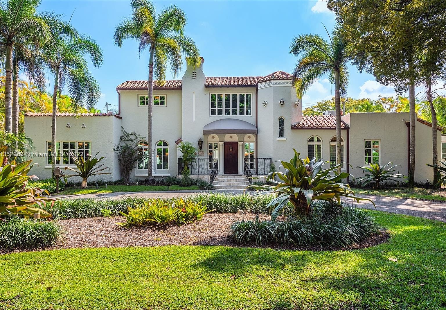 2817 Columbus Blvd, Coral Gables, FL 33134 Zillow