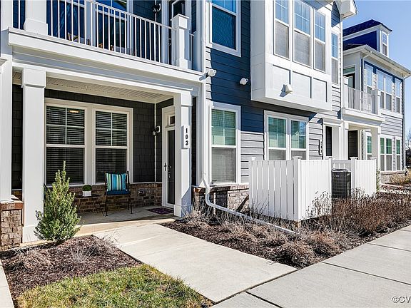 4th image of 12105 Oxford Landing Dr #103