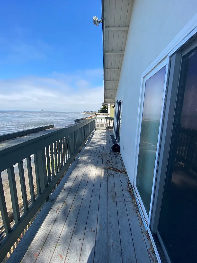 6777 Del Playa — Photo 3